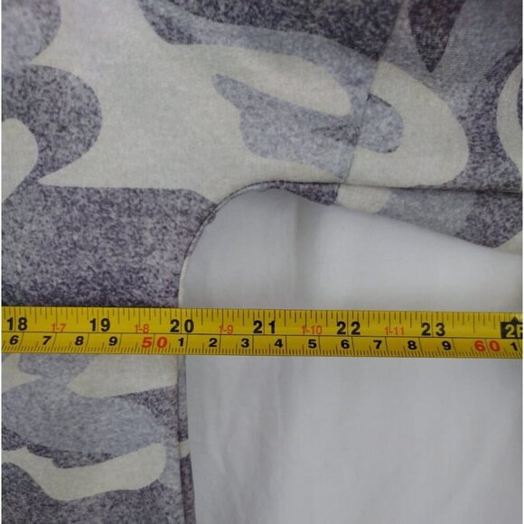 Men's camouflage drawstring hoodie, cotton and polyester, size M, NWOT. - Picture 7 of 7